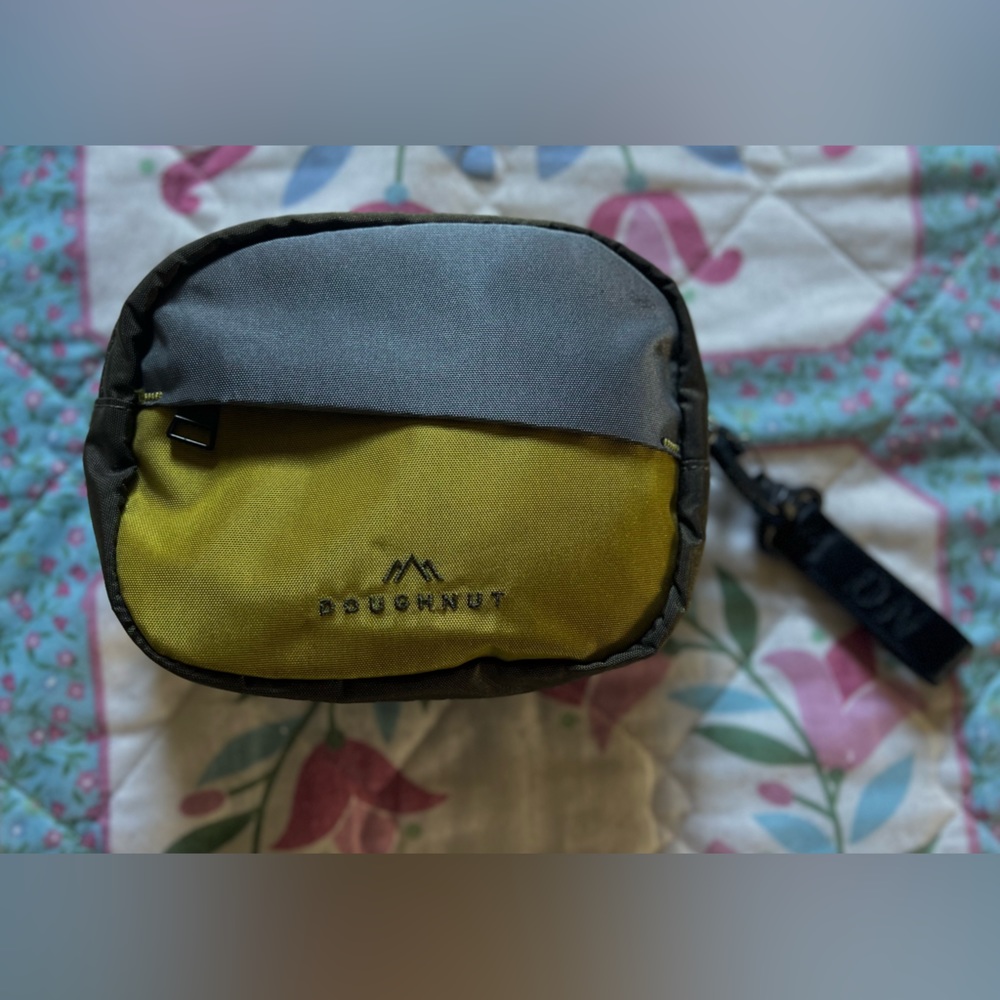 Green/Grey Doughnut Mini Bag